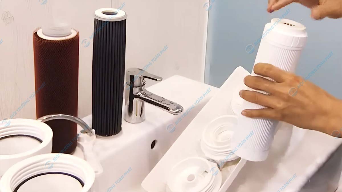 Lõi lọc BDM và BDMS là gì? huong-dan-chi-tiet-cach-thay-loi-loc-nuoc