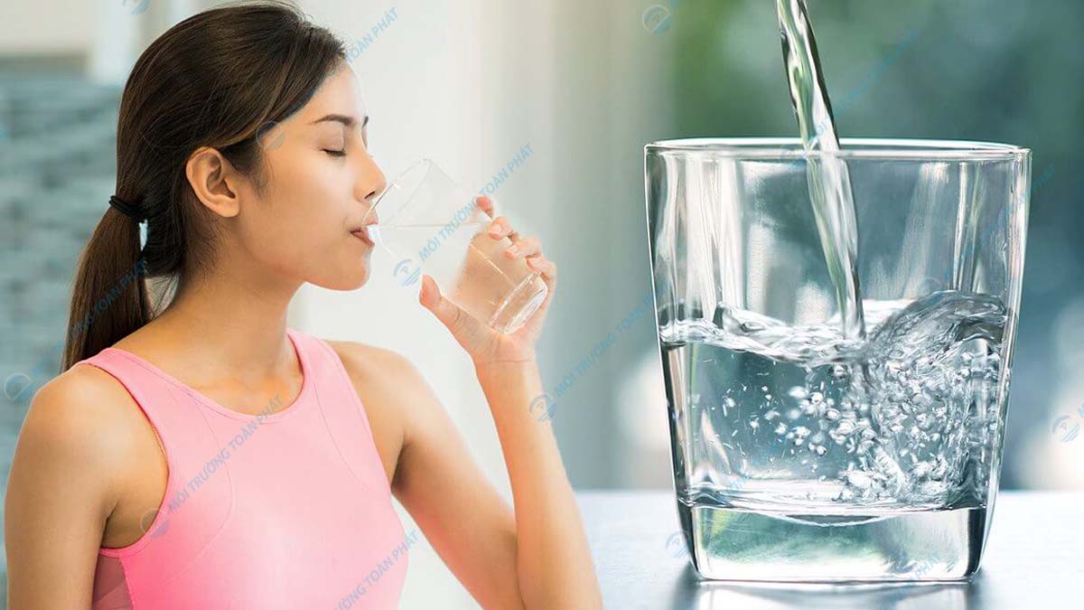 Nên lọc nước bằng Clo hay dùng máy lọc nước Cong-dung-cua-nuoc-loc-doi-voi-suc-khoe